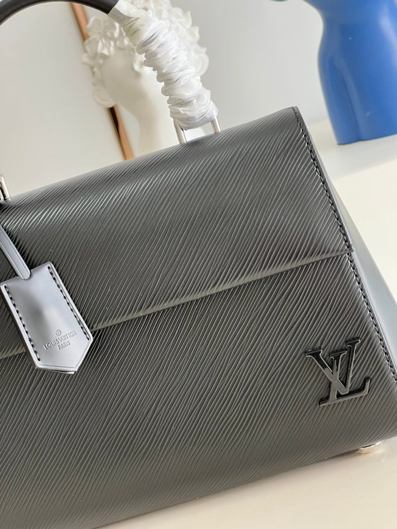 Louis Vuitton Cluny BB Bag - Image 6