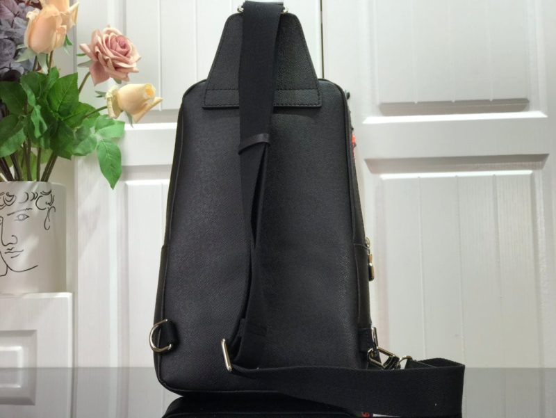 Louis Vuitton Avenue Sling Bag - Image 3