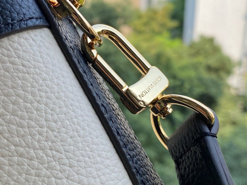 Louis Vuitton Cruiser PM Bag - Image 8