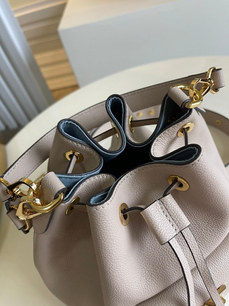 Louis Vuitton Lockme Bucket Bag - Image 7