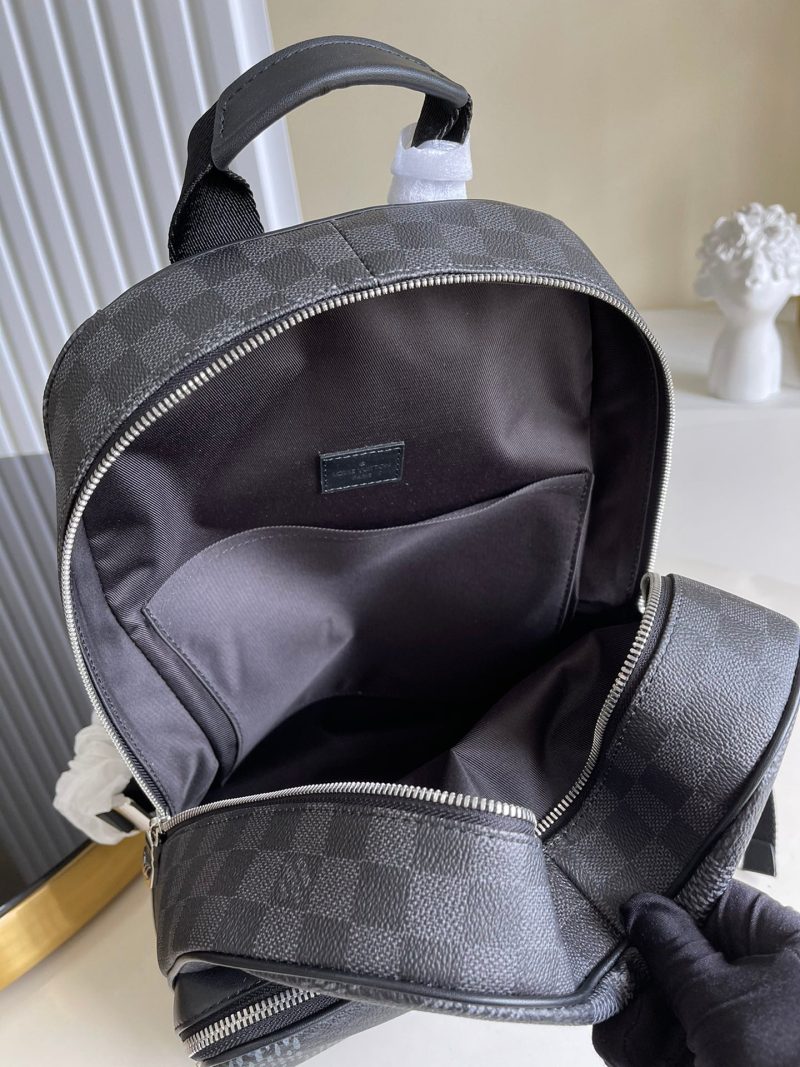 Louis Vuitton Campus Bumbag - Image 8
