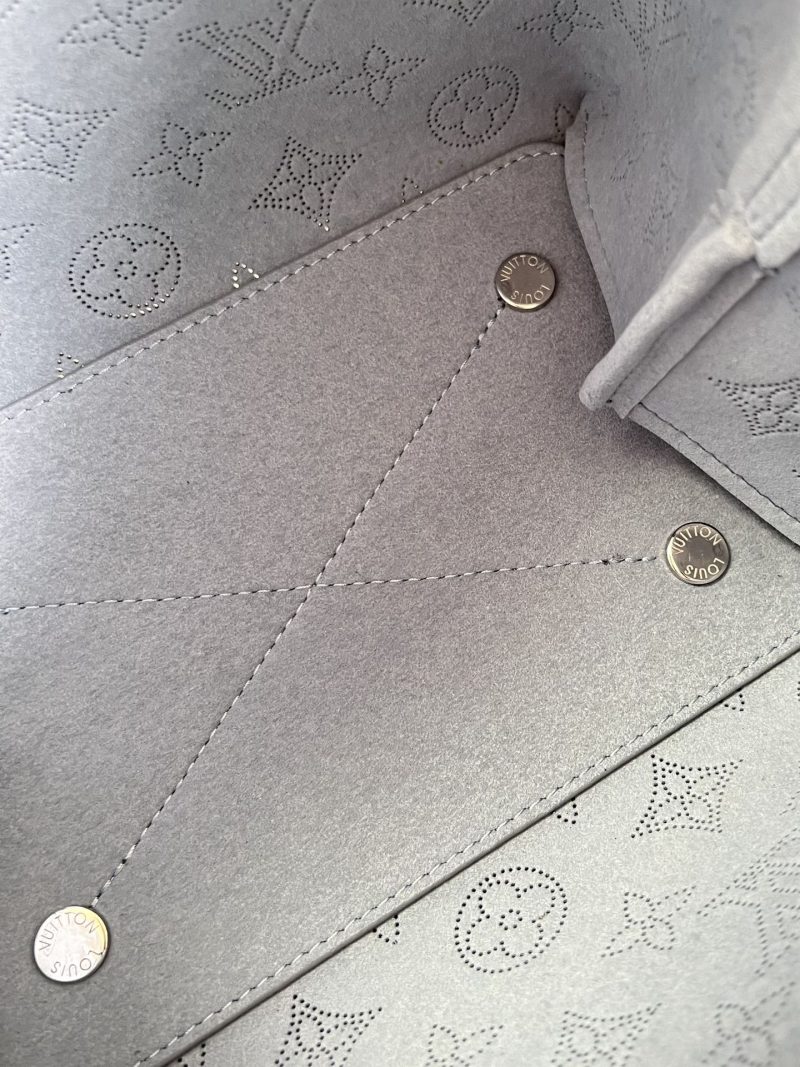 Louis Vuitton Bella Bag - Image 7