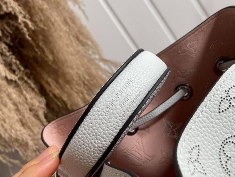 Louis Vuitton Bella Bag - Image 9