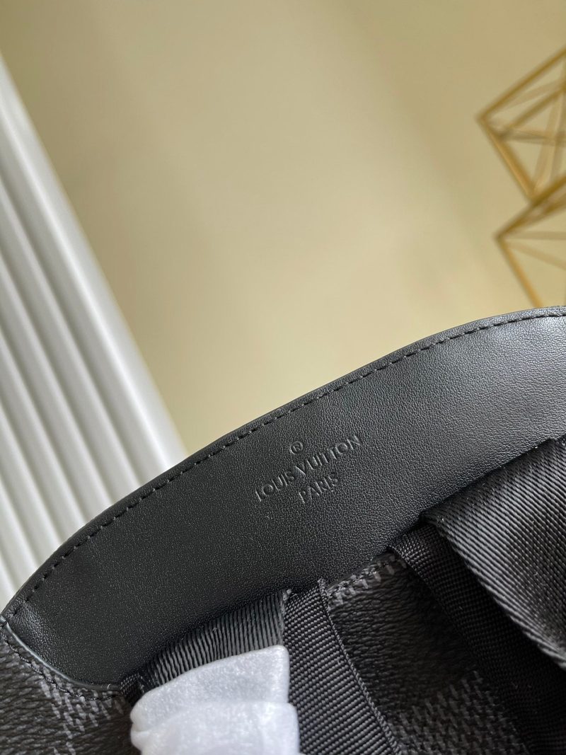 Louis Vuitton Campus Bumbag - Image 6