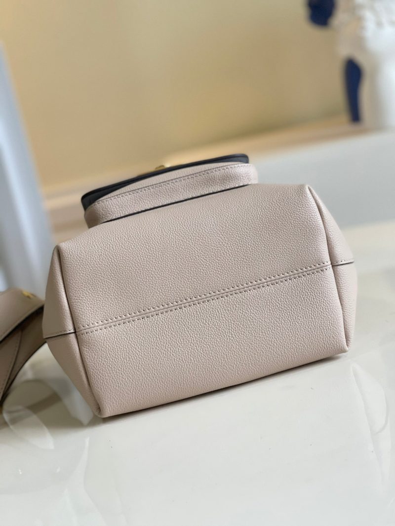 Louis Vuitton Lockme Bucket Bag - Image 5