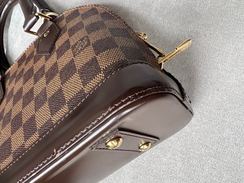 Louis Vuitton Alma BB Damier Ebene - Image 24