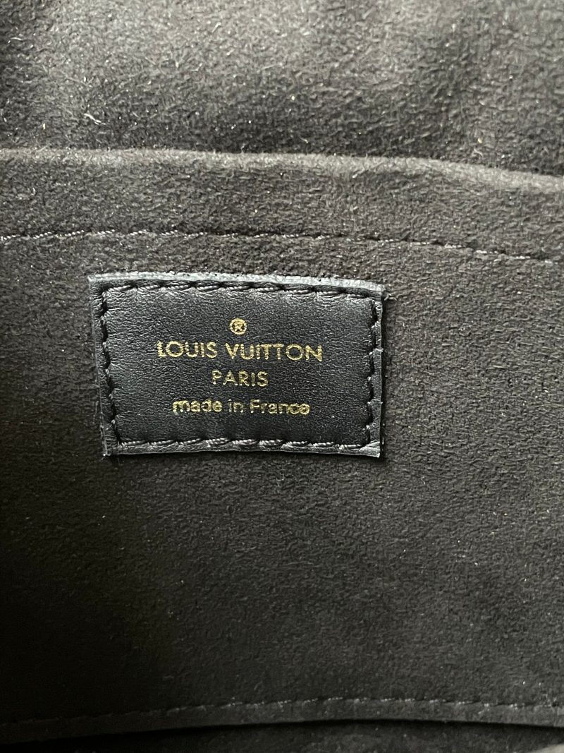 Louis Vuitton Black New Wave Camera Bag - Image 25