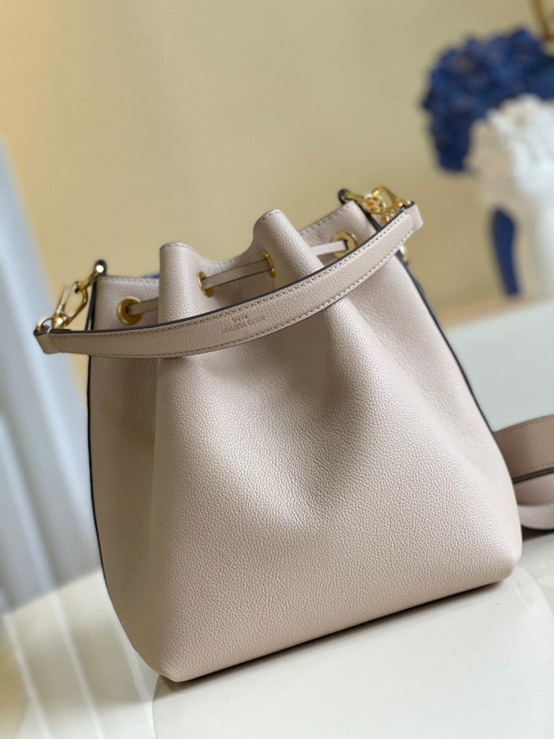 Louis Vuitton Lockme Bucket Bag - Image 4