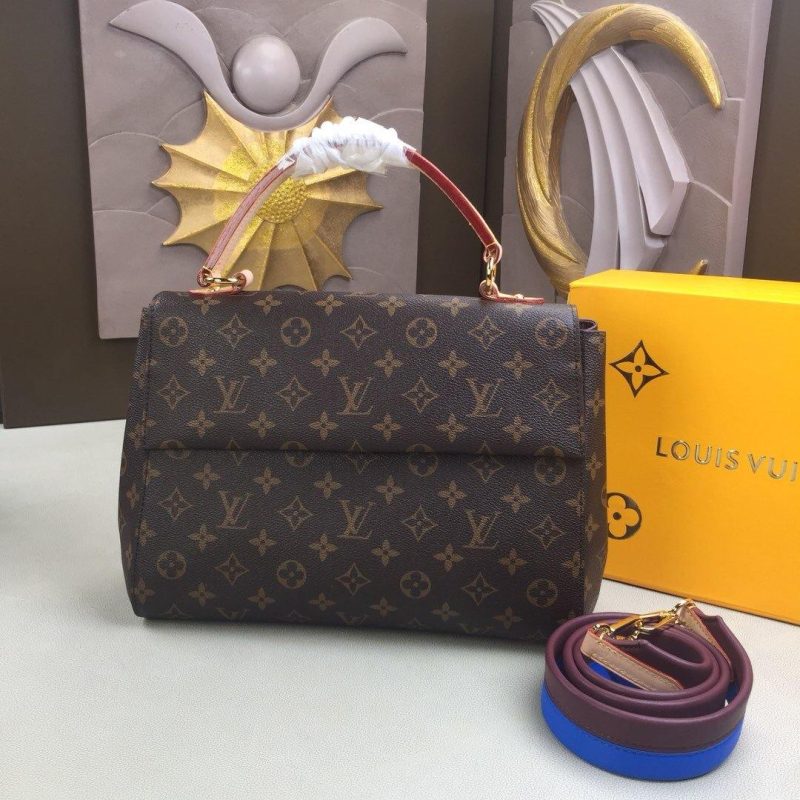 Louis Vuitton Cluny MM Bag Epi Leather Rose Ballerine