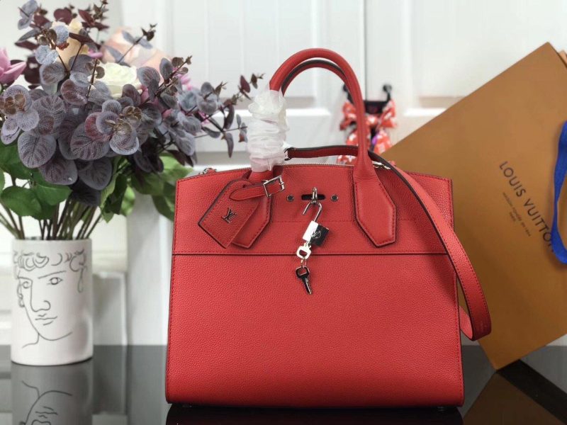 Louis Vuitton CiteCanvas Shoulder Bag ()