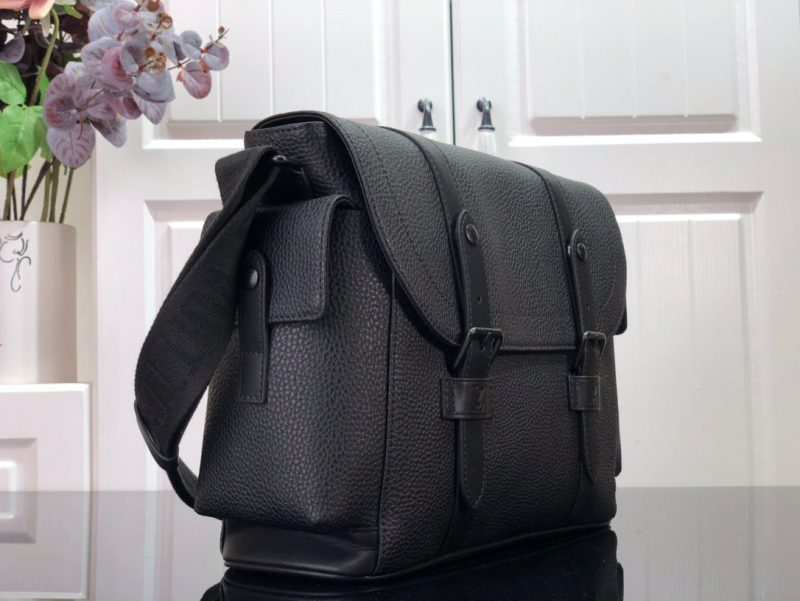 LOUIS VUITTON Christopher MM Backpack Black - Image 2