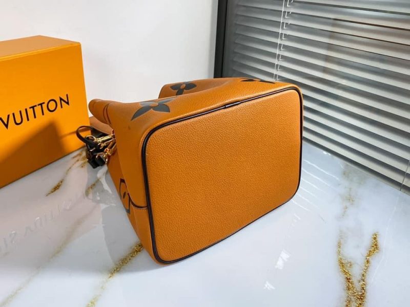 Louis Vuitton Crafty Neverfull MMTote Bag - Image 4