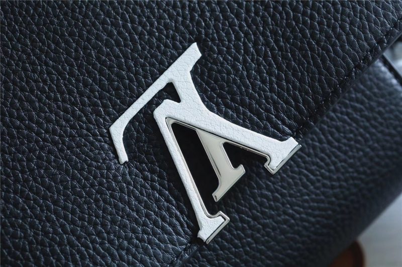 Louis Vuitton Capucines BB Bag - Image 4