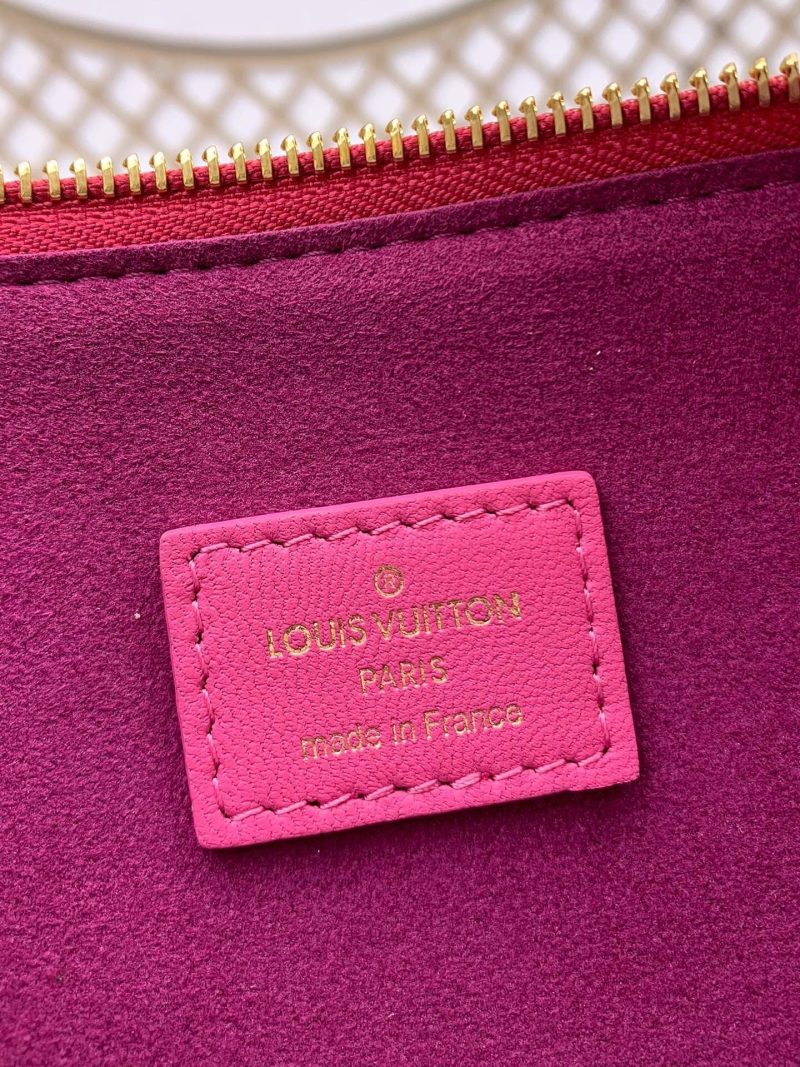 LOUIS VUITTON Coussin PM Bag Beige - Image 9