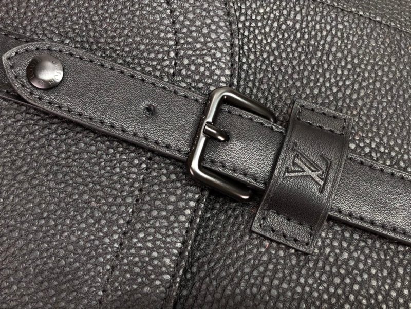 LOUIS VUITTON Christopher MM Backpack Black - Image 5