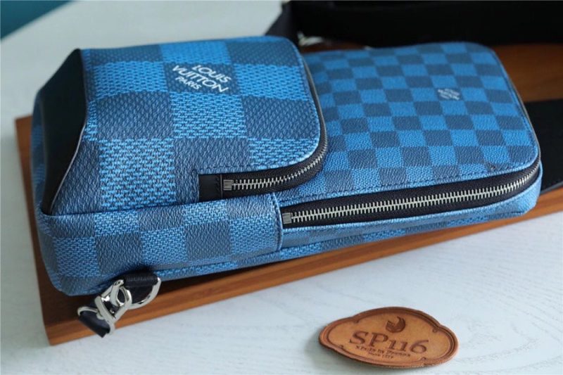 Louis Vuitton Avenue Sling Bag - Image 4