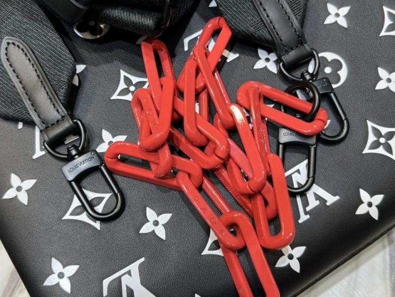 Louis Vuitton Coussin PM Bag - Image 7