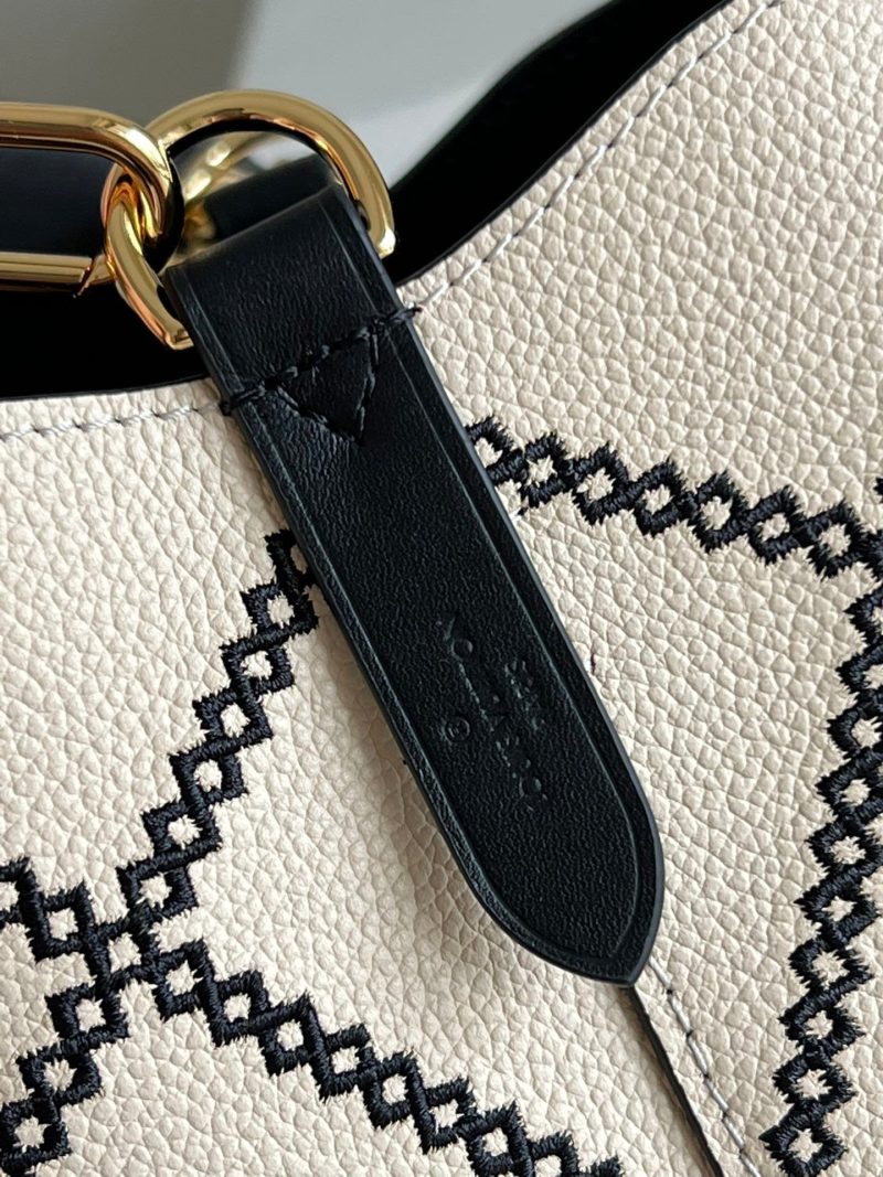 Louis Vuitton NeoNoe MM Bag - Image 7