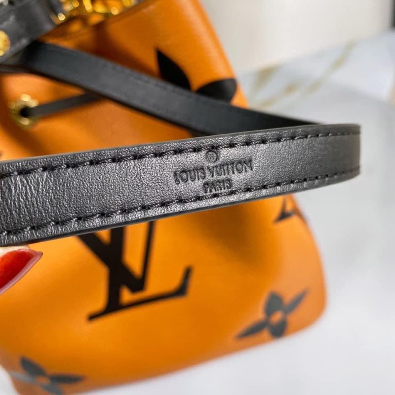 Louis Vuitton Crafty Neverfull MMTote Bag - Image 12