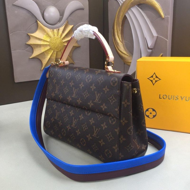 Louis Vuitton Cluny MM Bag Epi Leather Rose Ballerine - Image 3