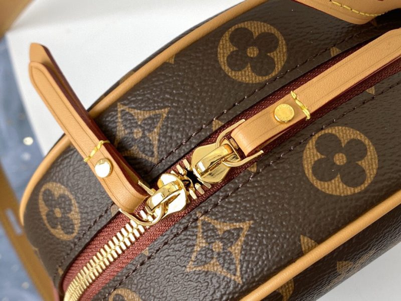 LOUIS VUITTON Boite Flacon Marron M21828 Monogram - Image 6