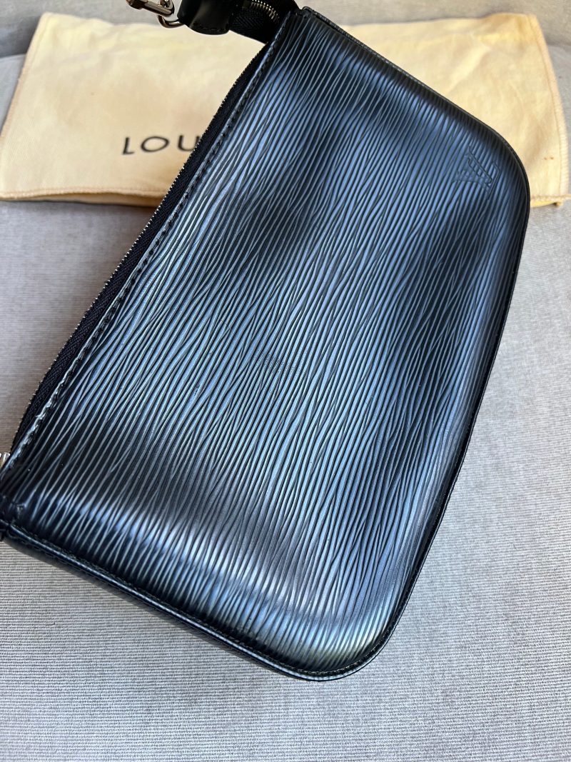 Louis Vuitton Black Epi Leather Saint Jacques PM - Image 9