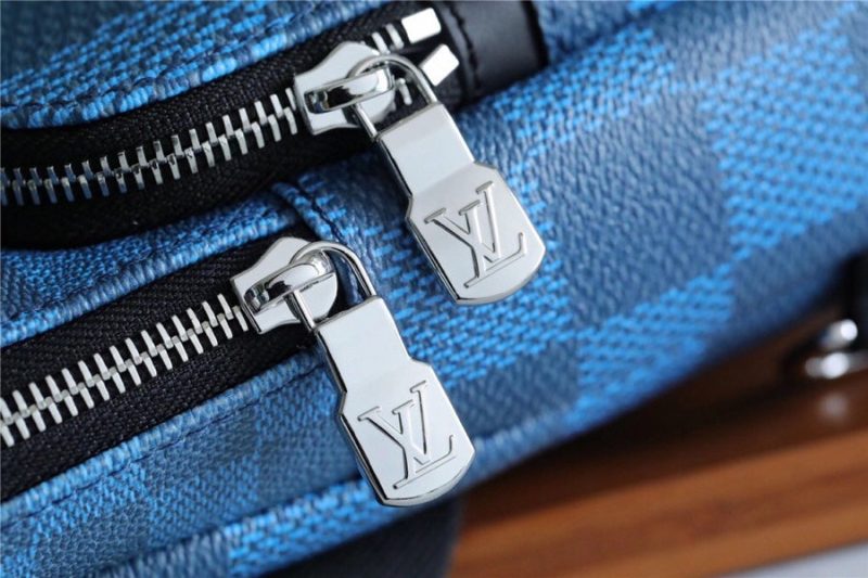 Louis Vuitton Avenue Sling Bag - Image 6