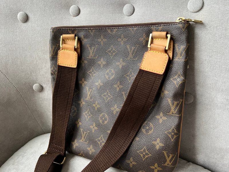 Louis Vuitton Boston - Image 9
