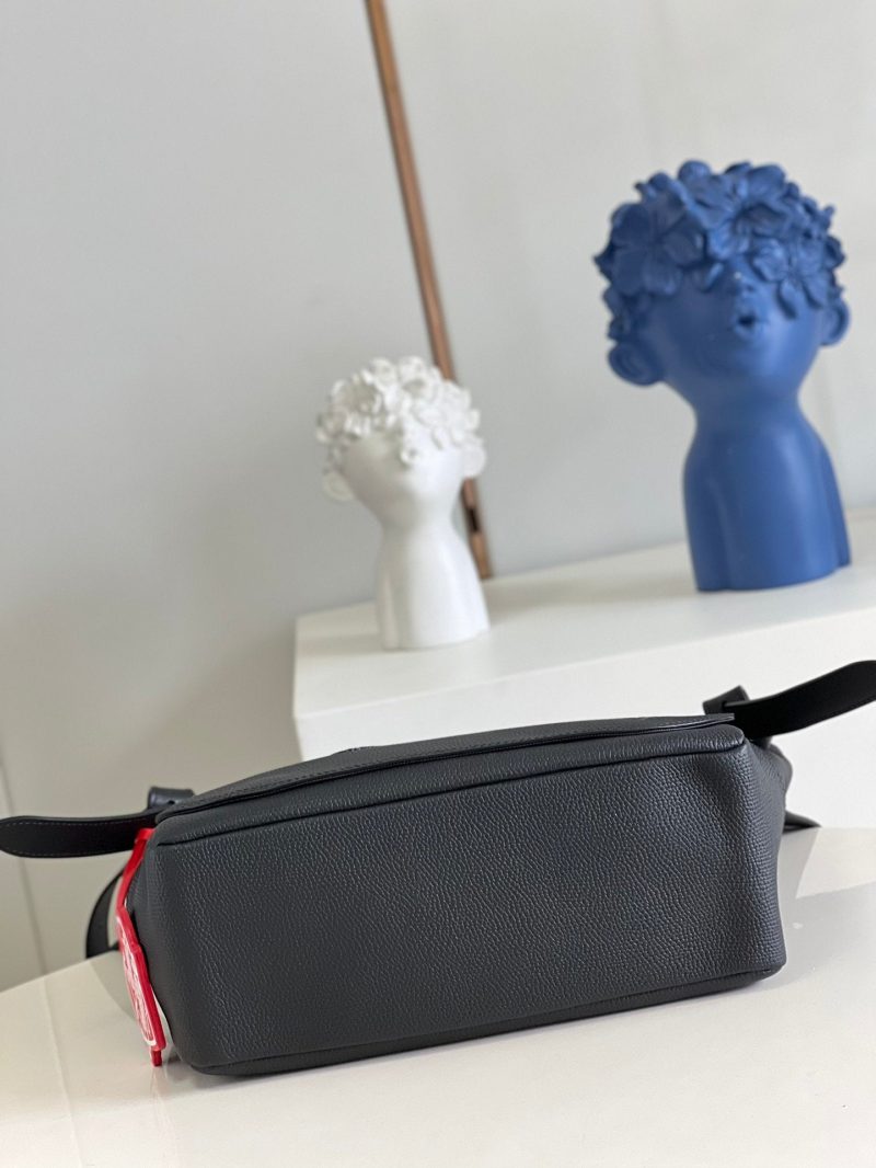 Louis Vuitton BeverlyCanvas Shoulder Bag () - Image 2