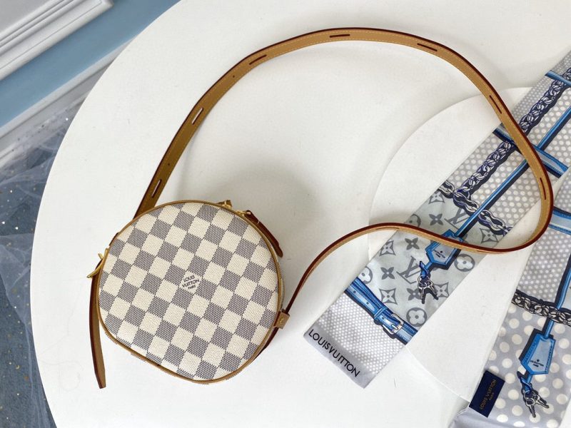 Louis Vuitton Boite Chapeau Souple PM Bag