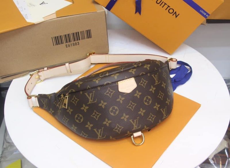 Louis Vuitton Bucket PmLeather Shoulder Bag () - Image 3