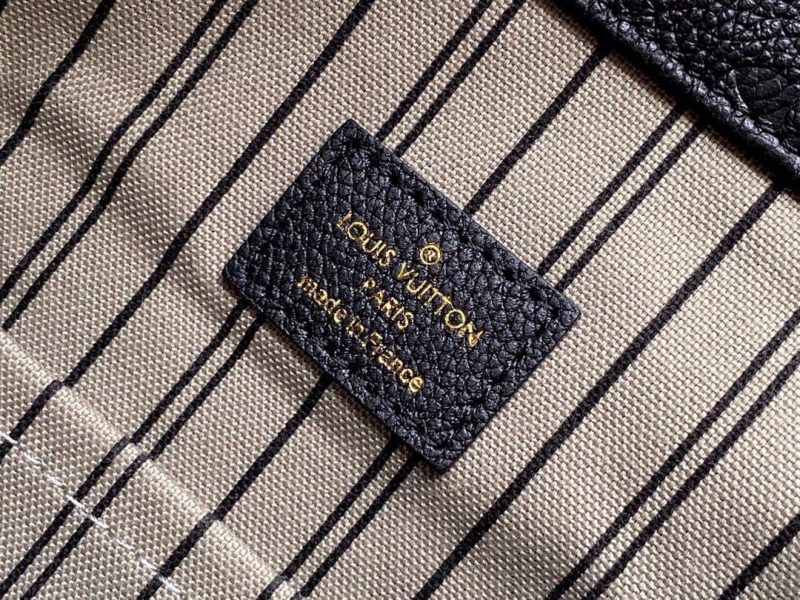 LOUIS VUITTON ARTSY MM BAG - Image 9