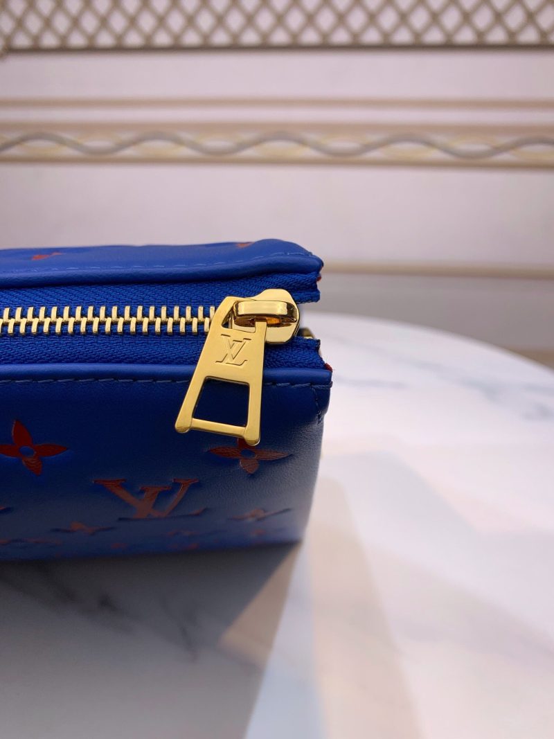 Louis Vuitton Coussin PM Bag - Image 4