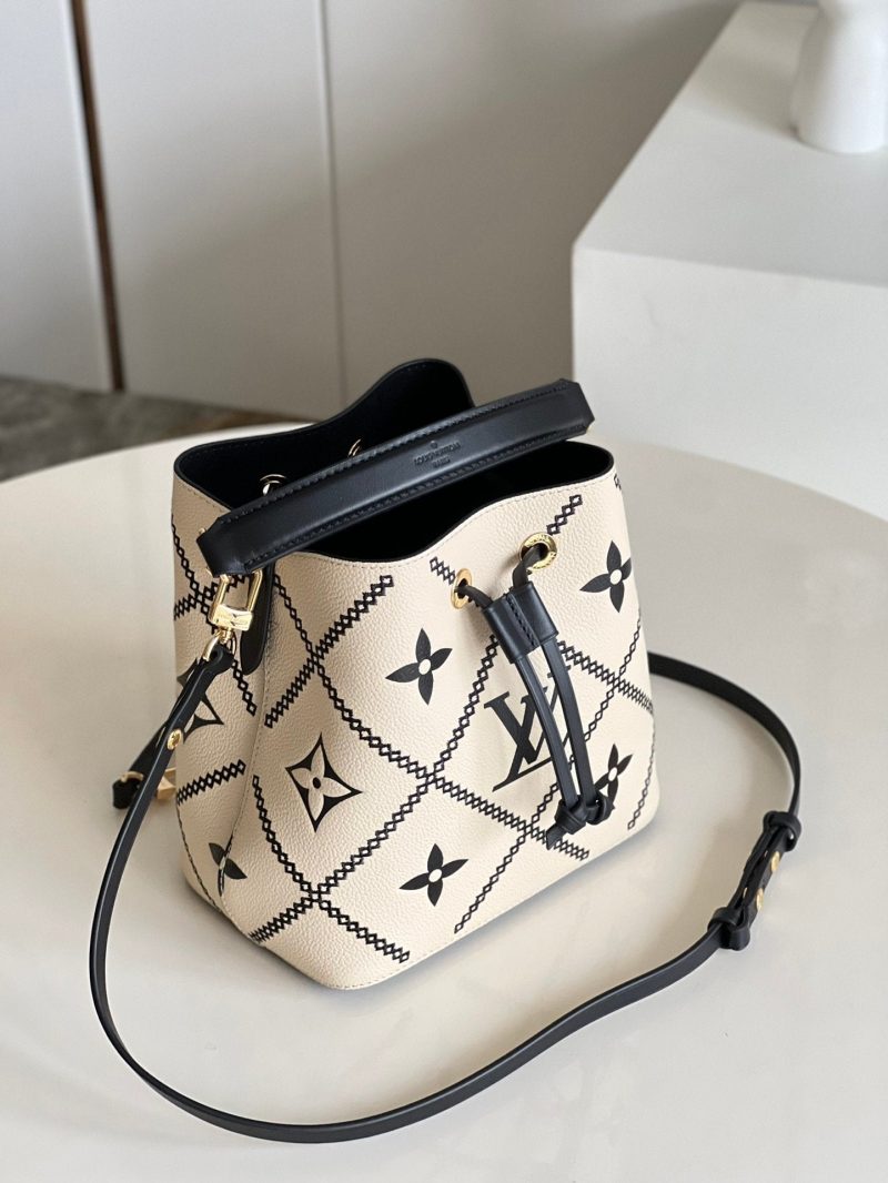 Louis Vuitton NeoNoe MM Bag - Image 3