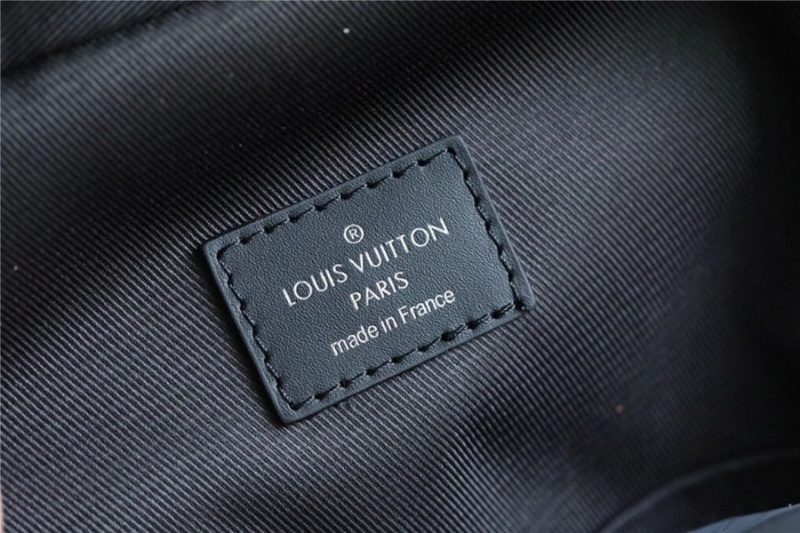 Louis Vuitton Avenue Sling Bag - Image 9