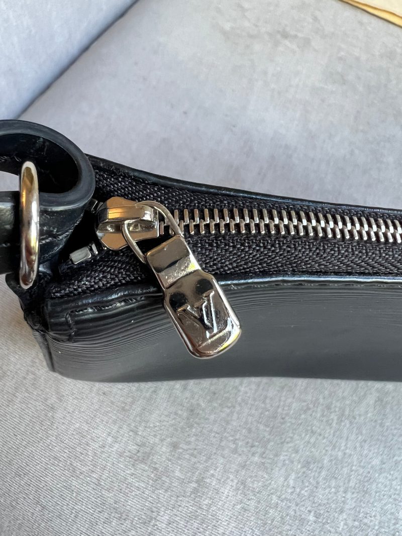 Louis Vuitton Black Epi Leather Saint Jacques PM - Image 20