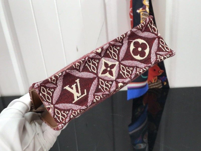LOUIS VUITTON 1854 Zippy Wallet - Image 4