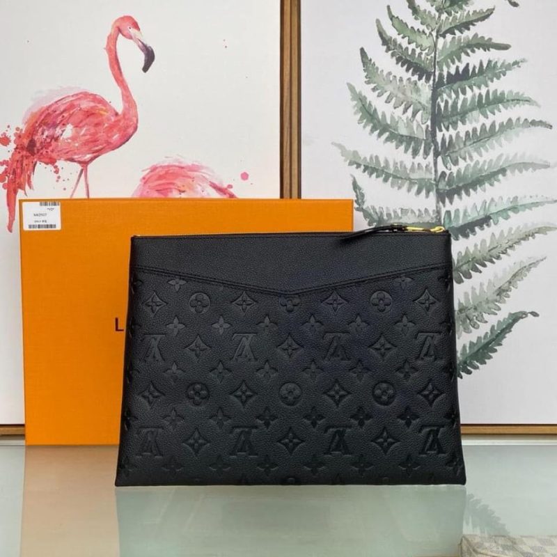 Louis Vuitton Daily Pouch - Image 2