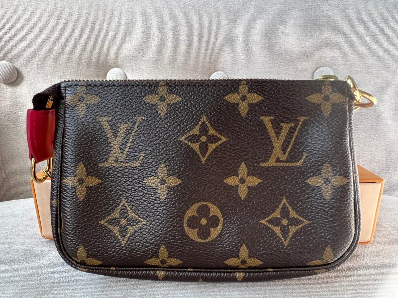 Louis Vuitton Christopher - Image 6