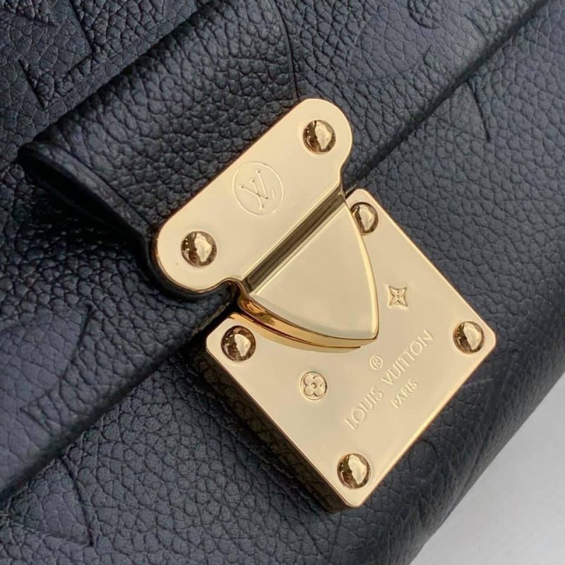Louis Vuitton Favorite Bag - Image 4