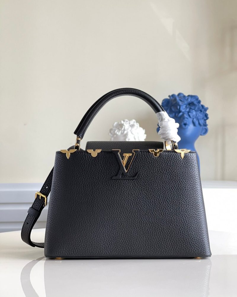 LOUIS VUITTON Capucines MM Beige Arizona