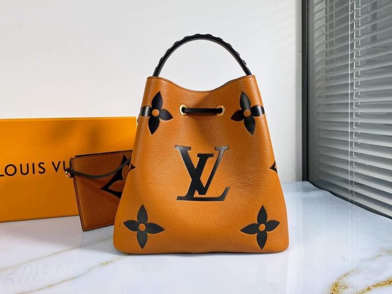 Louis Vuitton Crafty Neverfull MMTote Bag - Image 5