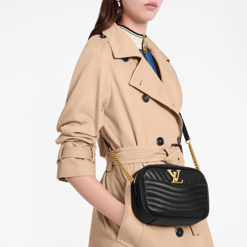 Louis Vuitton Black New Wave Camera Bag - Image 2