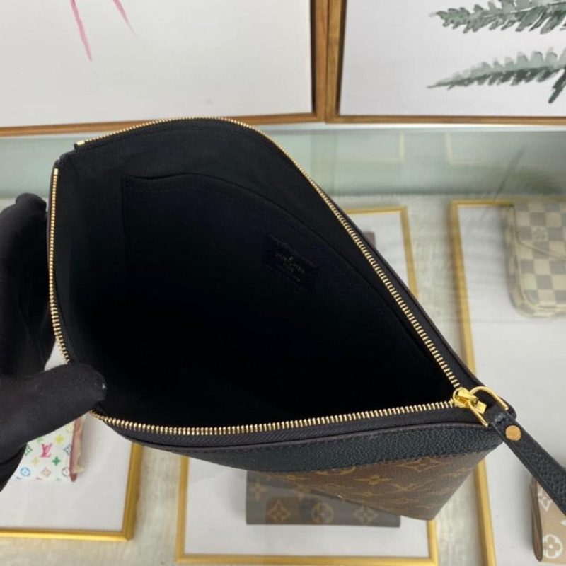 Louis Vuitton Cruiser Messenger Bag - Image 5