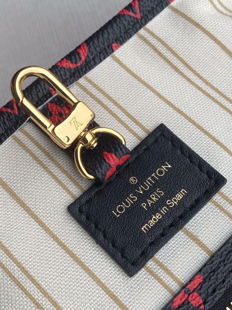 Louis Vuitton Crafty OnTheGo GM Bag - Image 7