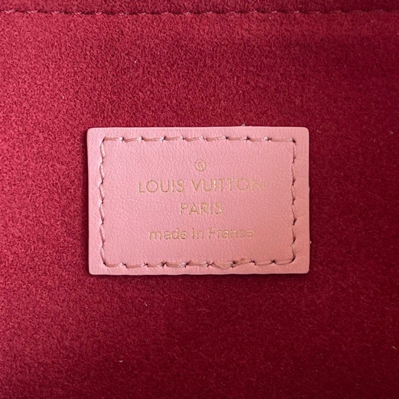 Louis Vuitton Coussin PM Bag - Image 9