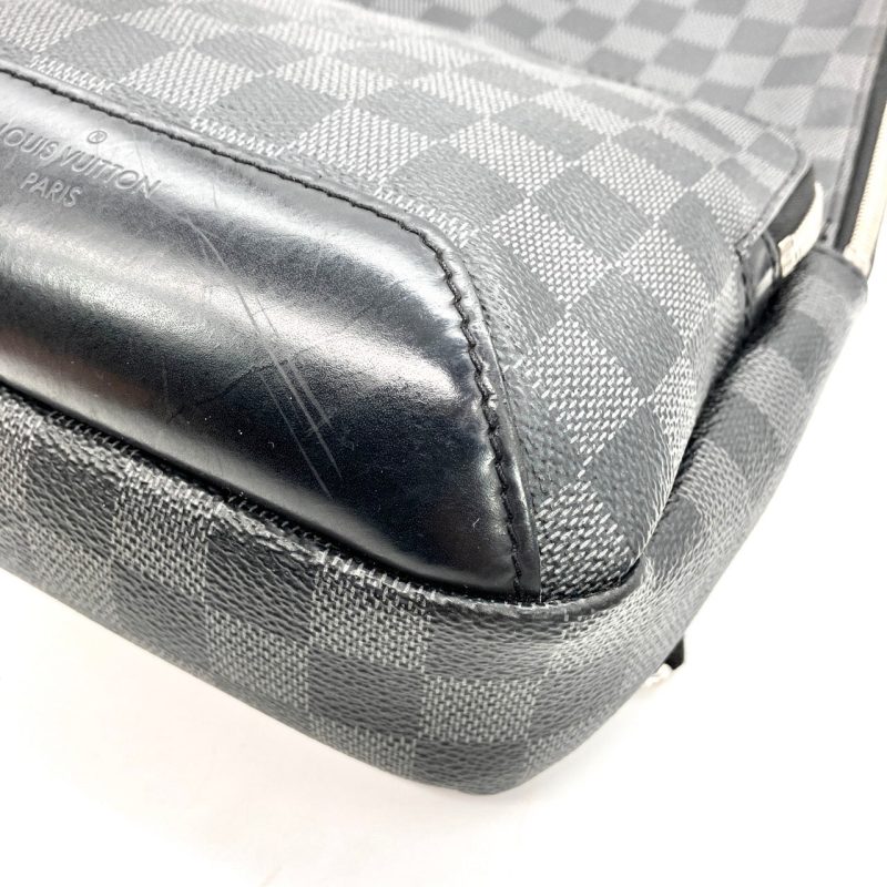 Louis Vuitton Avenue Sling Bag - Image 6