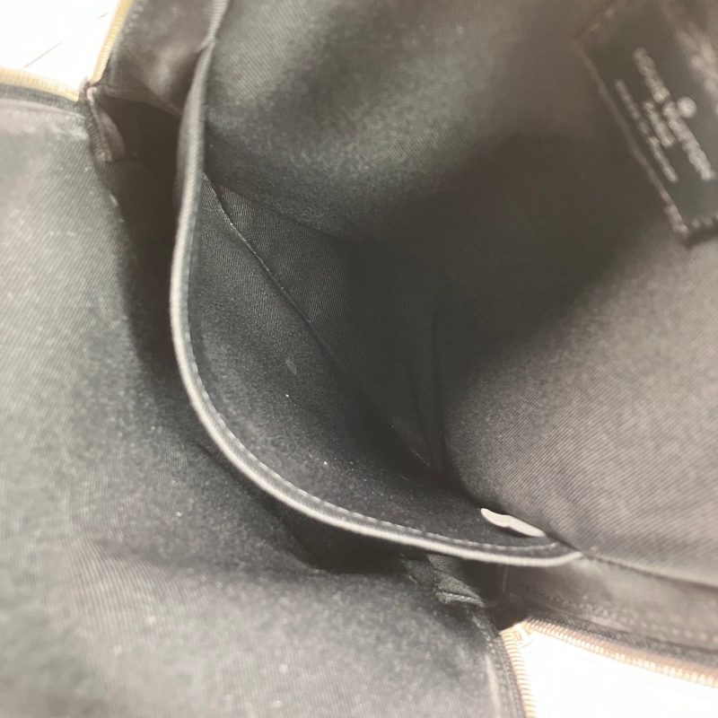 Louis Vuitton Avenue Sling Bag - Image 16
