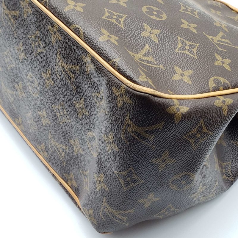 Louis Vuitton Batignolles Vertical Shoulder Bag - Image 3
