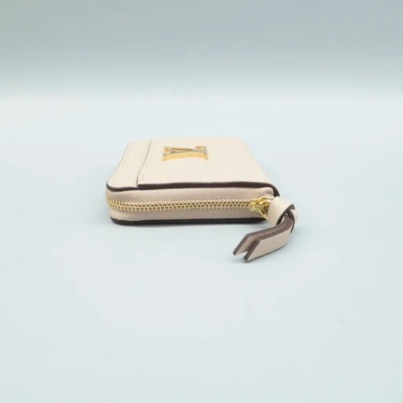 Louis Vuitton Beige Mahina XL Tote Bag - Image 6